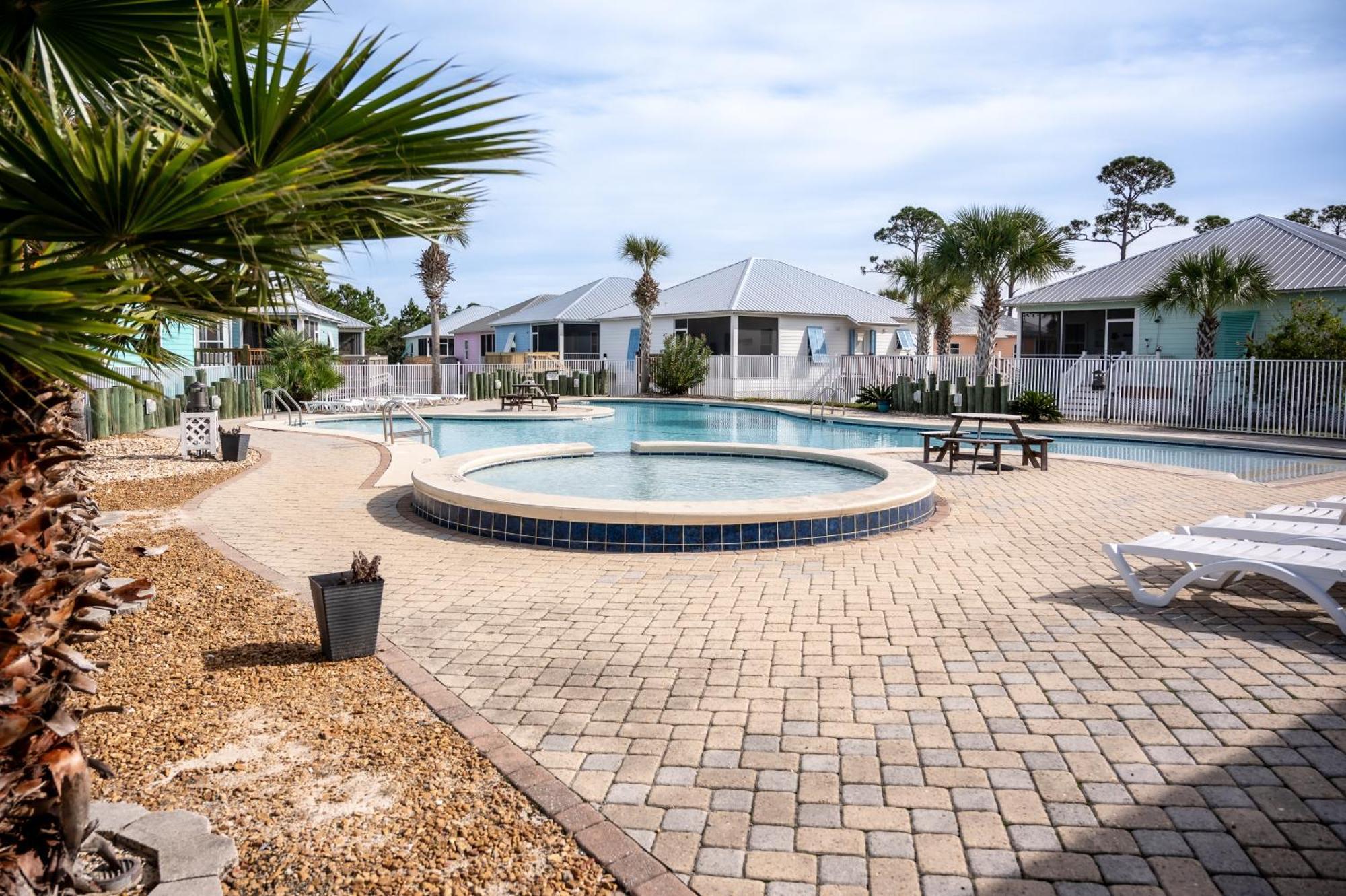 Cottage Beach House Steps From Beach 3 Bedroom 2 Bath Gulf Shores Exterior foto